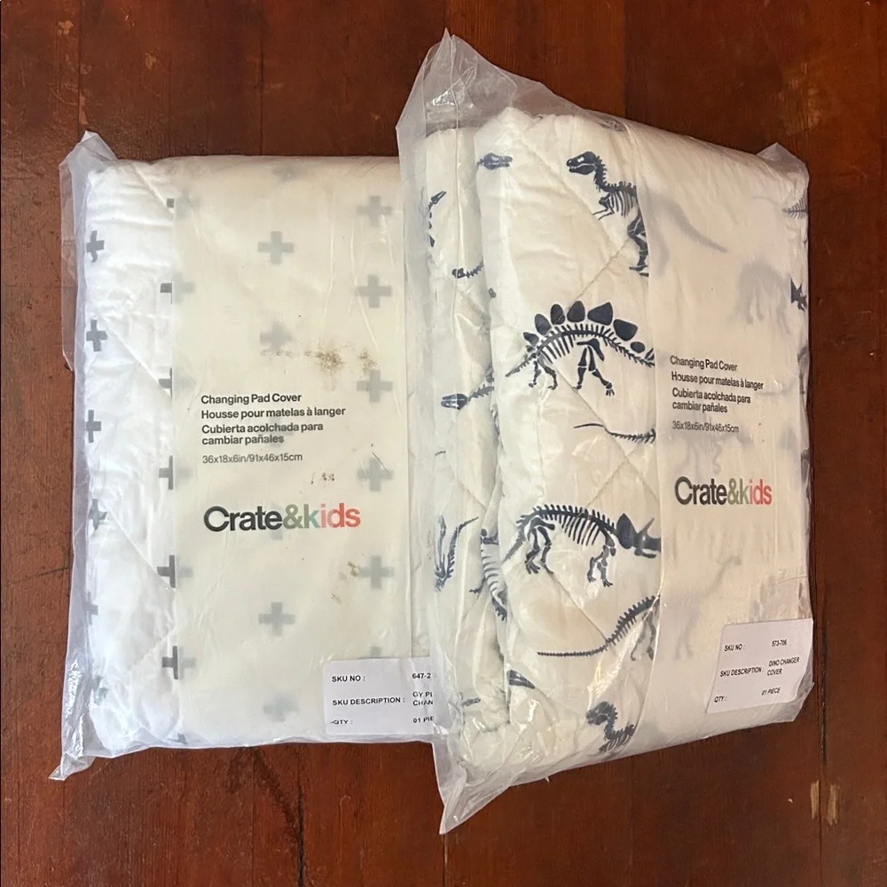 NWT Set of 2 Crate & Barrel Changing Pad Covers